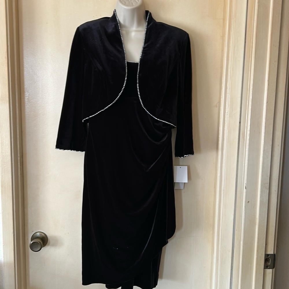 Alex Evenings 2 piece black velvet dress and bolero with rhinestone trim size 8
